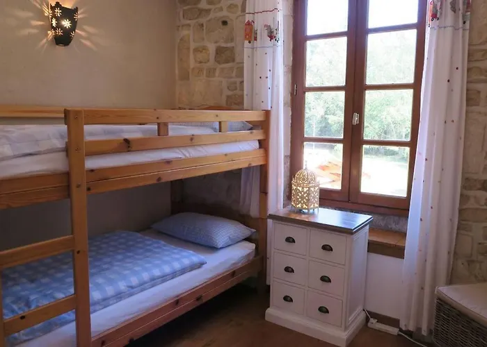 Le Moulin De Charzay, éco-gîte Familial En Deux-sèvres, Nouvelle Aquitaine * Mellé